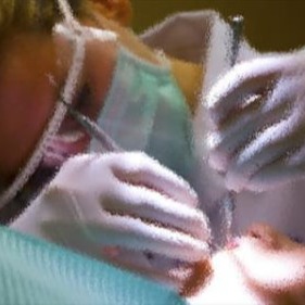 Complicações em tratamento dentário geram indenização